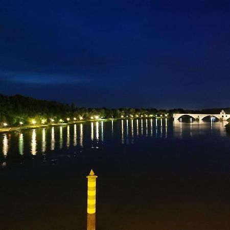 Belle Dependance De 30M2 Avec Terrasse Et Jardin Apartment Villeneuve-les-Avignon Ngoại thất bức ảnh